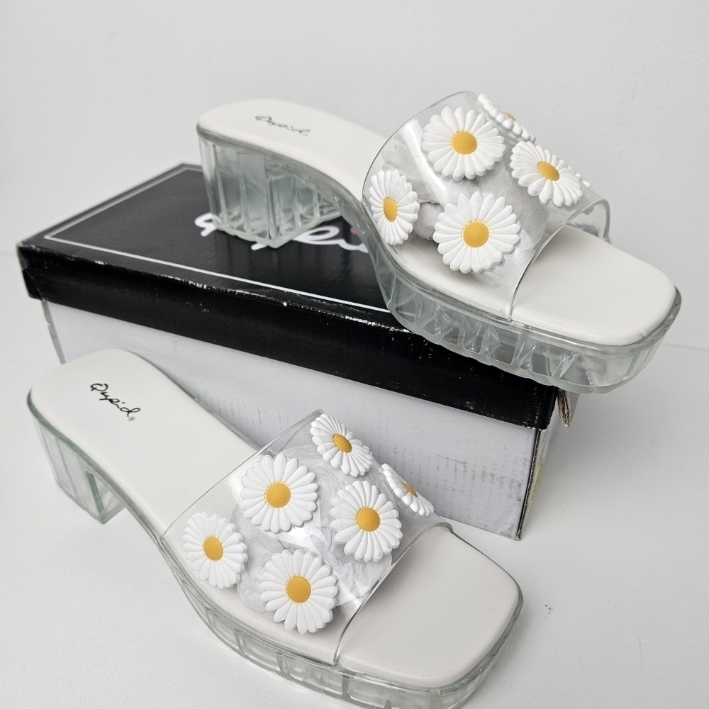 Daisies For Days Platform Mules Daisies Shoes - Picture 4 of 9